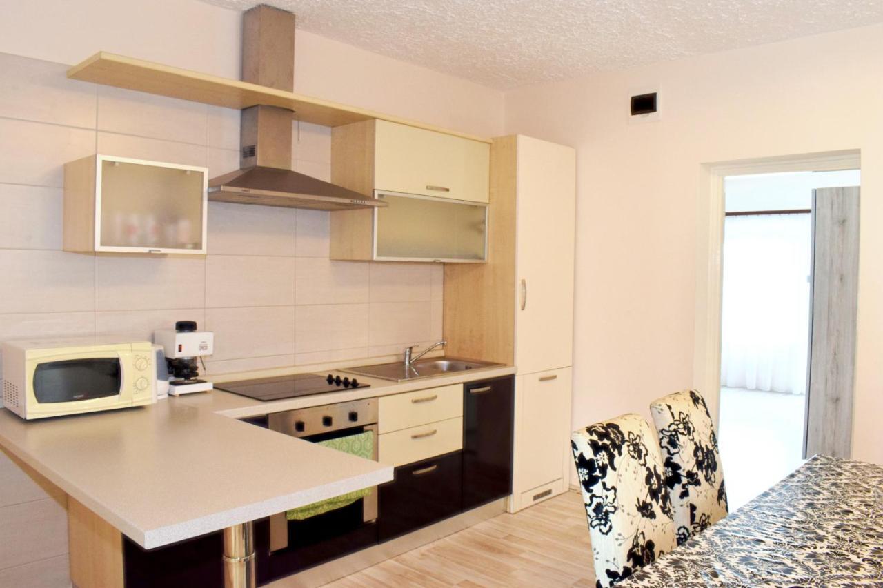 Relax Apartman Залакарос Екстериор снимка